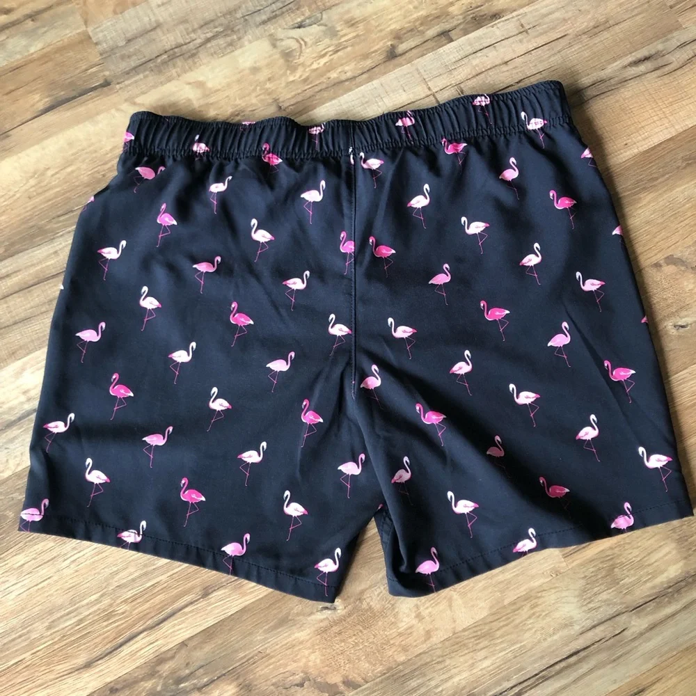Men’s Black w/ pink Flamingos swim trunks  Hollister  Size Medium